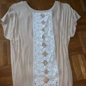 Short sleeve tan/white lace shirt